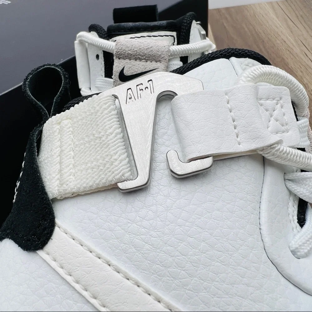 Nike Air Force 1 Hi UT 2.0 - Picture 4 of 7
